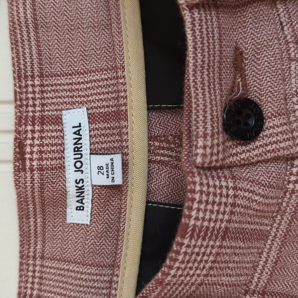 Banks pattern pants lightweight red/white men/28.  Casual fit. - Picture 3 of 4